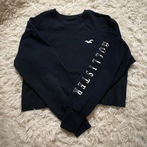 Cropped crewneck by Hollister